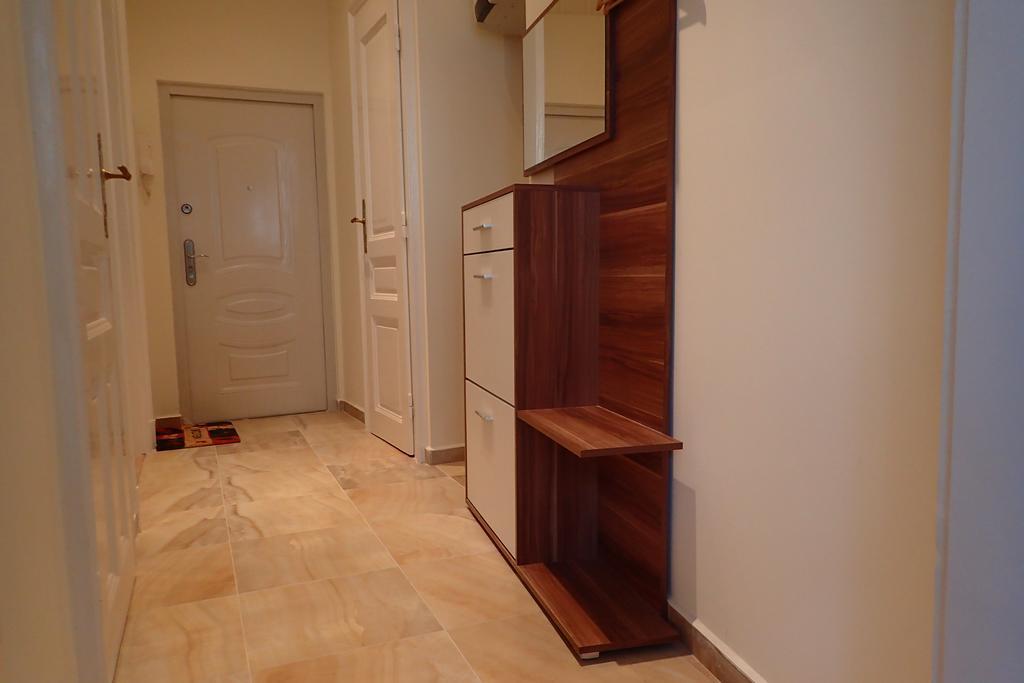 Apartment In City Center - Morassi Κάρλοβι Βάρι Δωμάτιο φωτογραφία